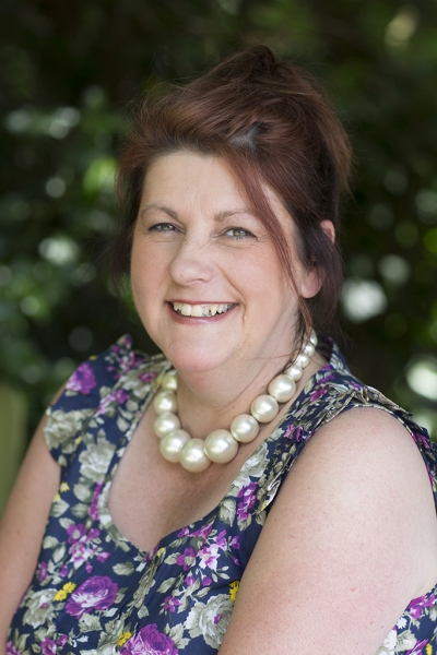 Lesley Arnott